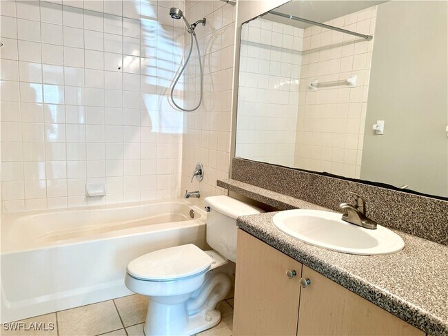 Building Photo - 1200 Reserve Way