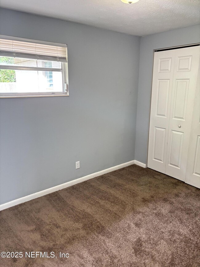 Building Photo - 361 Arora Blvd