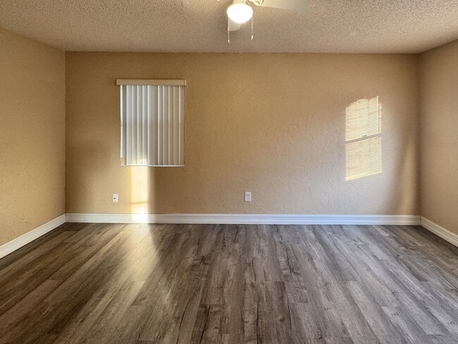 Building Photo - 3 bedroom 2 bath located just minutes from Plant St and Downtown Winter Garden