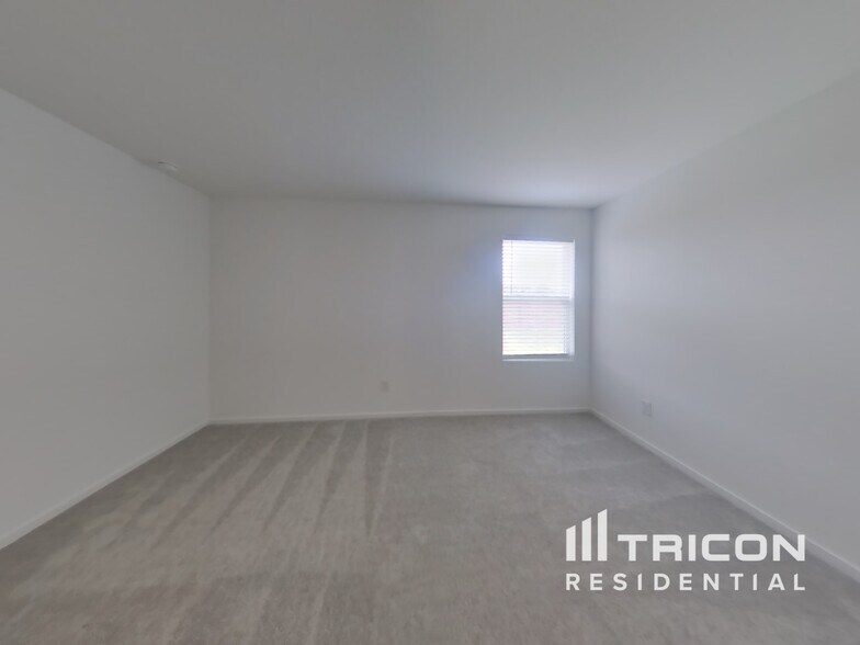 Building Photo - 3009 Dawn Sound Dr