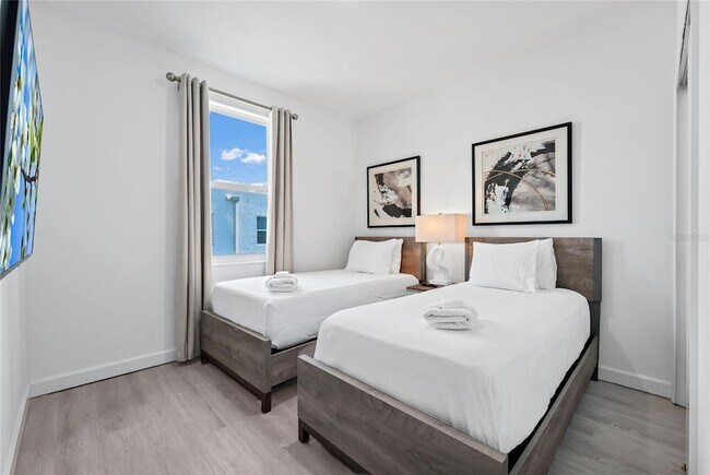 Building Photo - 637 Trikomo Drive