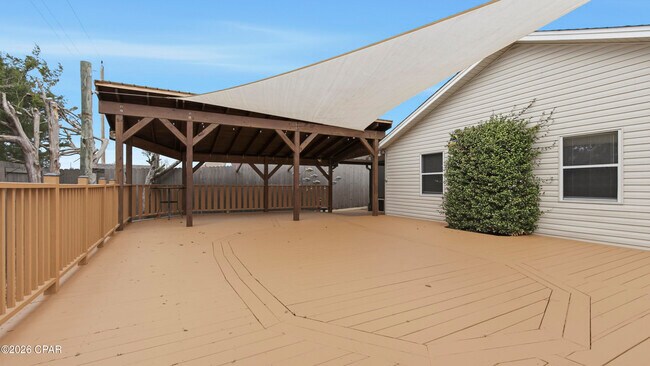 Building Photo - 7708 Shadow Bay Dr