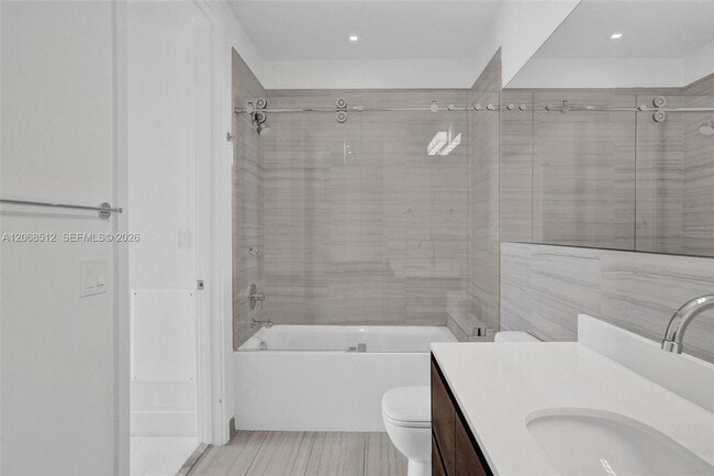 Building Photo - 301 Altara Ave