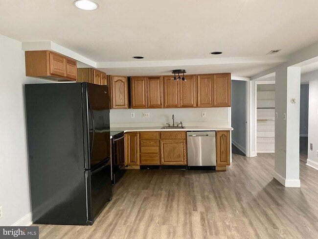 Building Photo - 6616 Kirby Ct