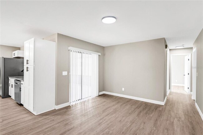 Building Photo - 5522 Fulmar Dr