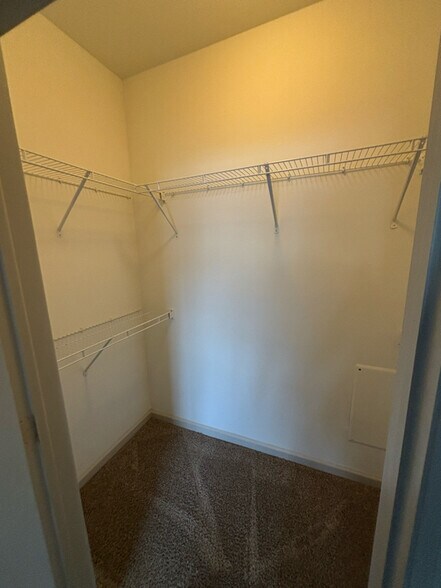 Building Photo - 1271 Sadler Drive