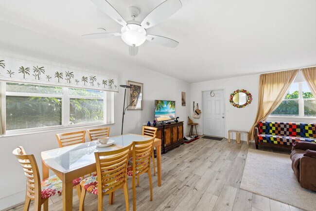 Building Photo - 374 Tuscany Ln