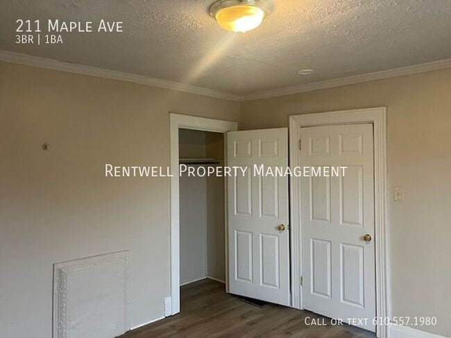Building Photo - 211 Maple Ave