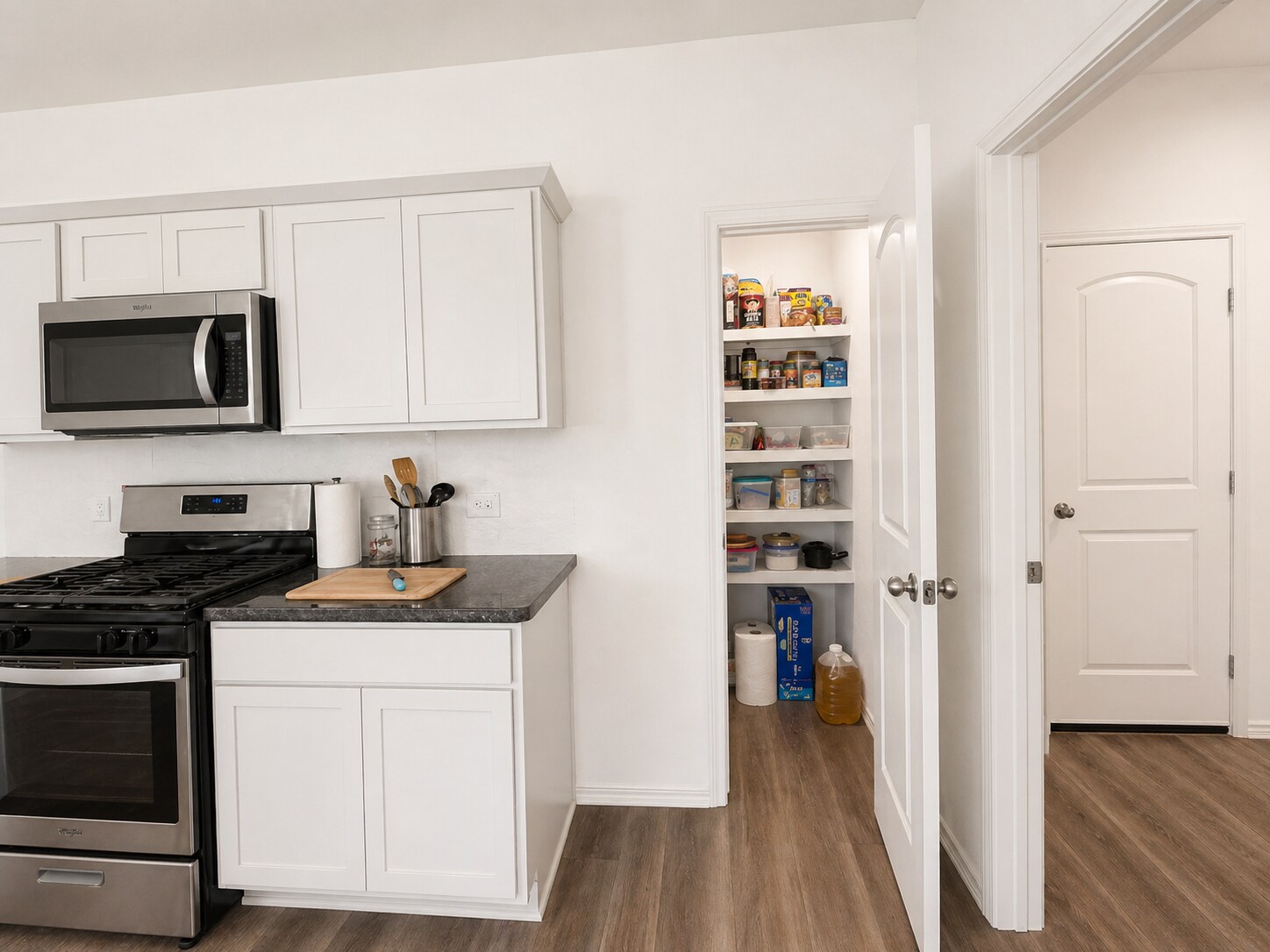 Building Photo - 5207 Twin Acorn Ct