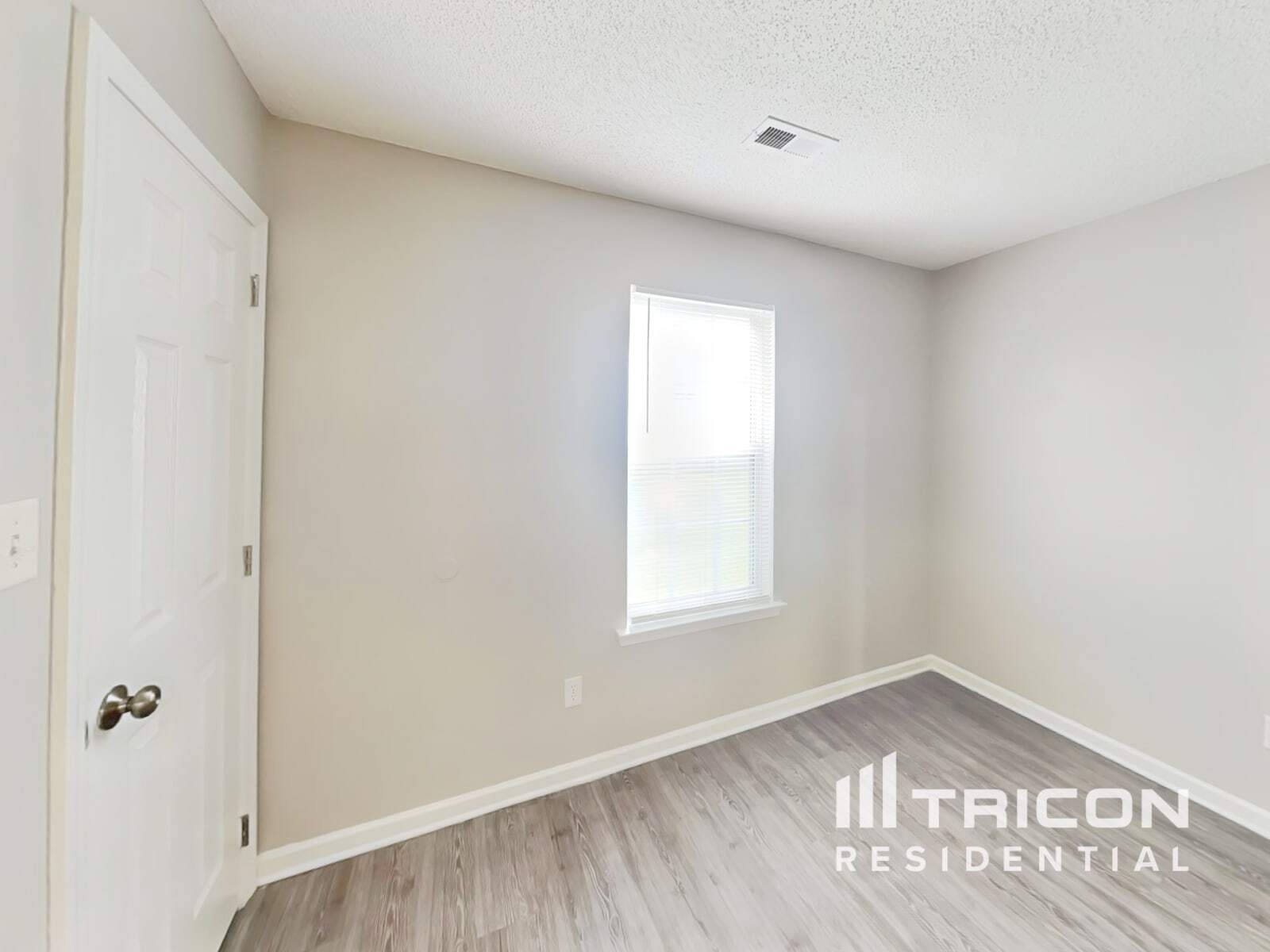 Building Photo - 8004 Seattle Slew Ct