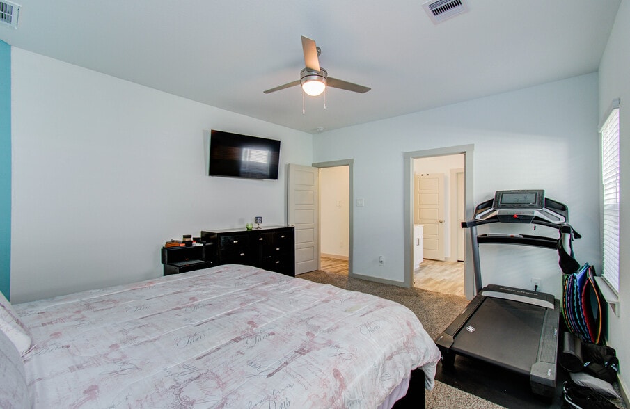 Master Bedroom - 12806 Rainham Ln