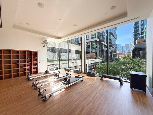 Building Photo - 133 Seaport Blvd