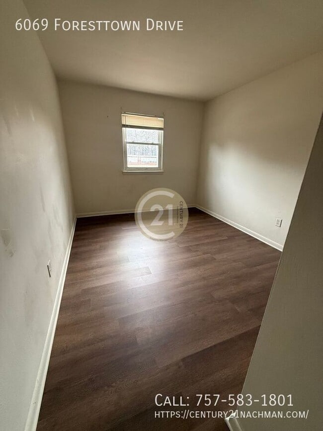 Building Photo - 6069 Foresttown Dr