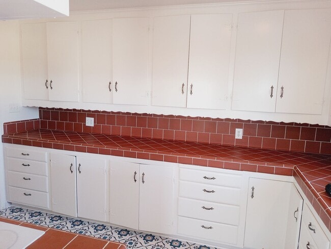 Building Photo - Beautiful Spanish Style Midtown Home with ...