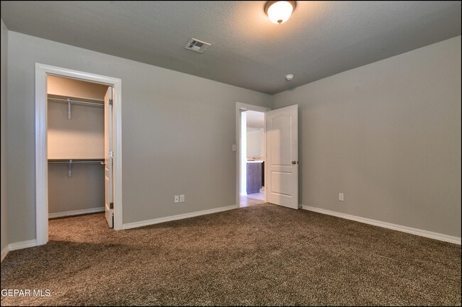 Building Photo - 14557 Faxon Yucca