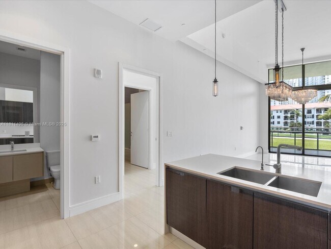Building Photo - 3250 NE 188th St