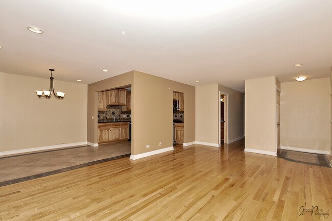 Building Photo - 1180 Silverwood Ct