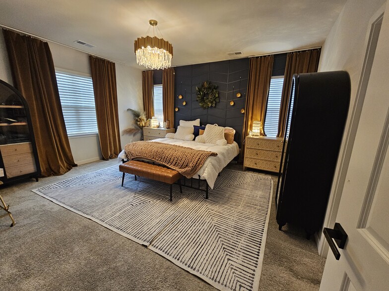 Building Photo - 2050 Whithorn Hl