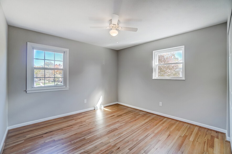 Building Photo - 271 Albright Dr