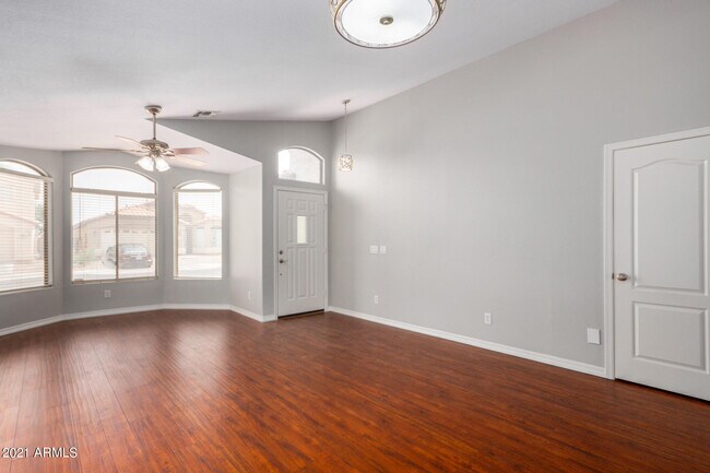 Building Photo - 12328 W Medlock Dr