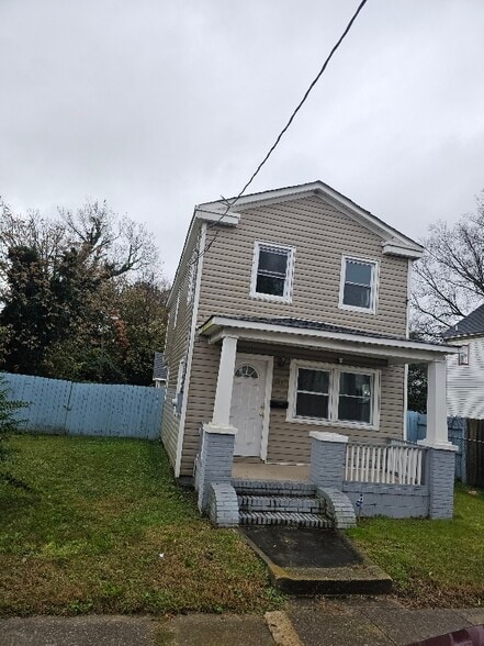 Primary Photo - 410 Middlesex St