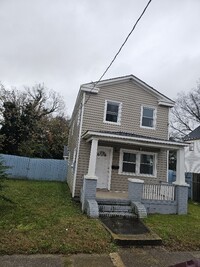 Building Photo - 410 Middlesex St