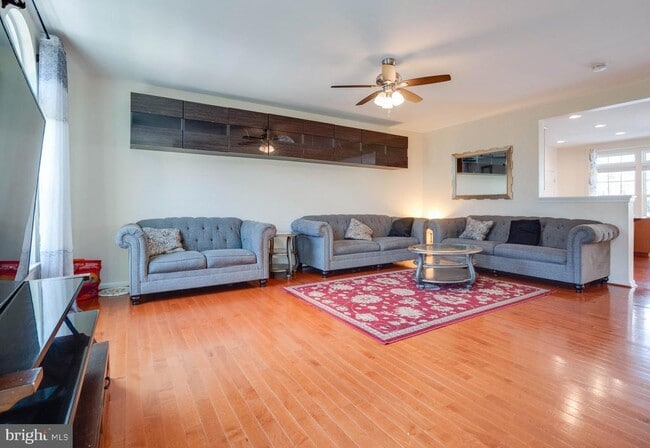 Building Photo - 2279 Merseyside Dr