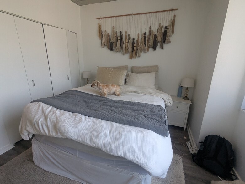 Building Photo - 659 W Randolph St