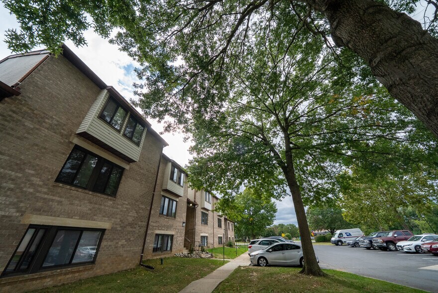 Building Photo - Harborside Village Apartments