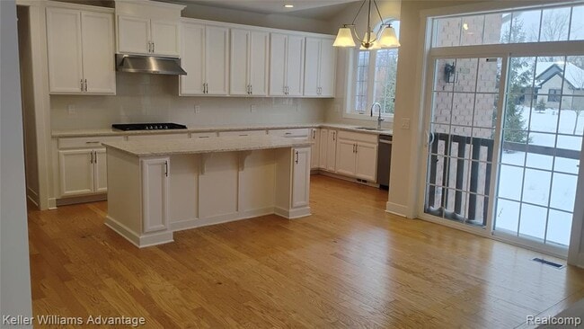 Building Photo - 50654 Scarborough Rd