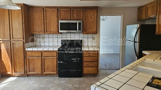 Building Photo - 332 Egret Pl