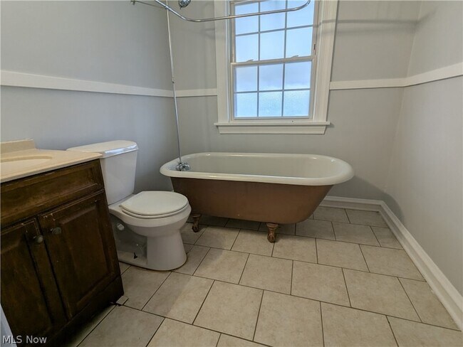 Building Photo - 3536 Daleford Rd