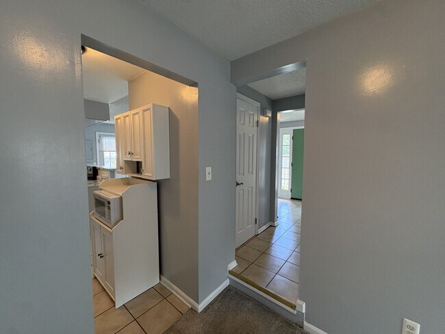 Building Photo - 1501 Antler Cir