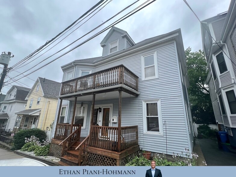 Primary Photo - 86 Partridge Ave