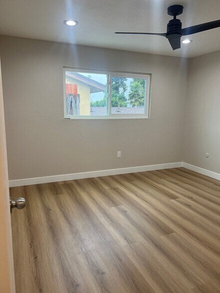 Bedroom 2 - 2059 S Nautical St