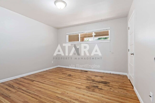 Building Photo - 650 N 300 W