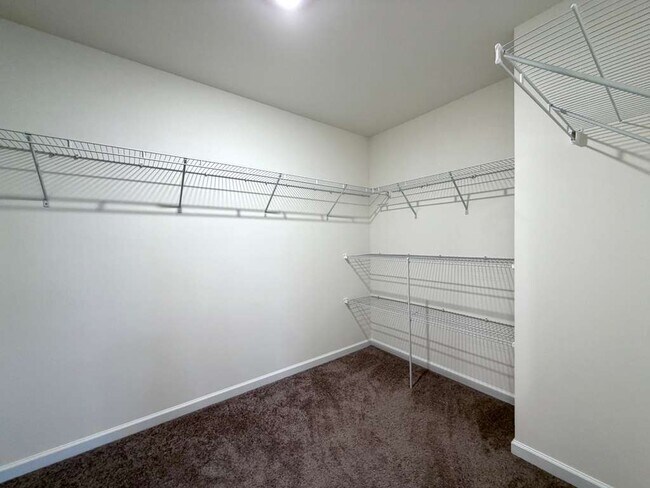 Building Photo - 7105 Wheyfield Dr