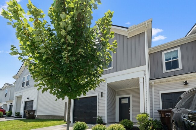Building Photo - 4510 Skywood Ln