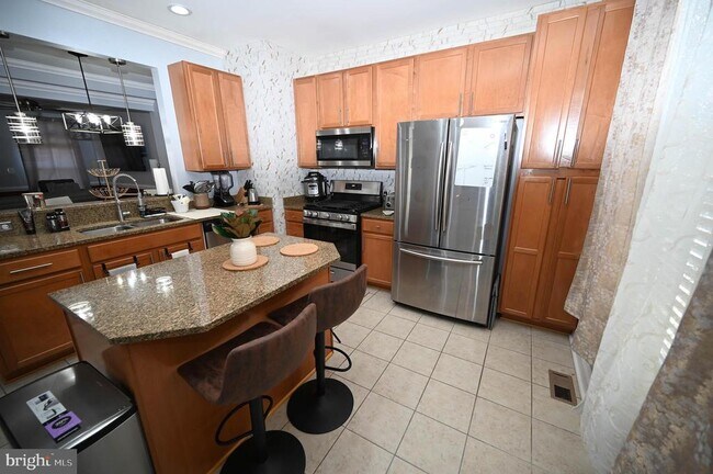 Building Photo - 9310 Paragon Way