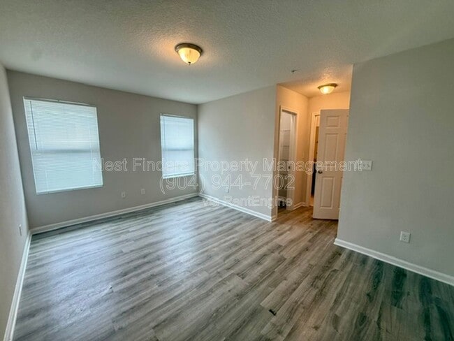 Building Photo - 9121 Western Way