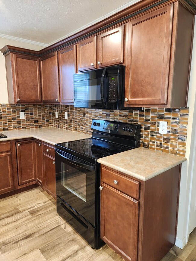 Building Photo - 312 McLean Heights Ct