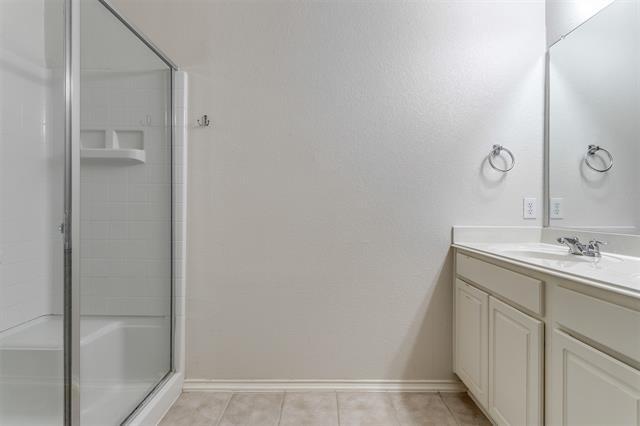 Building Photo - 3611 Redwood Cir