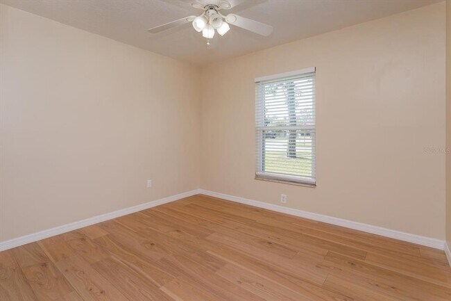 Building Photo - 3711 Linsbury St