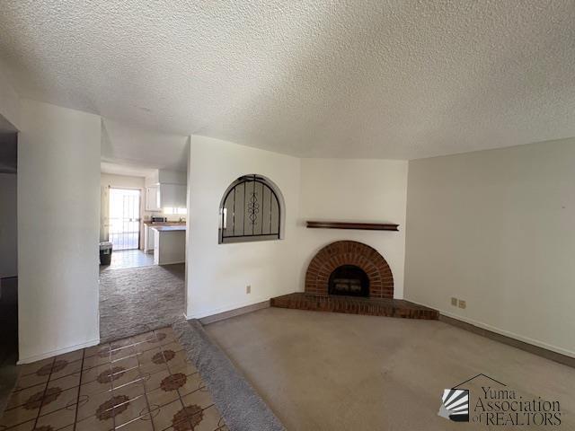 Building Photo - 2155 S 14th Ave