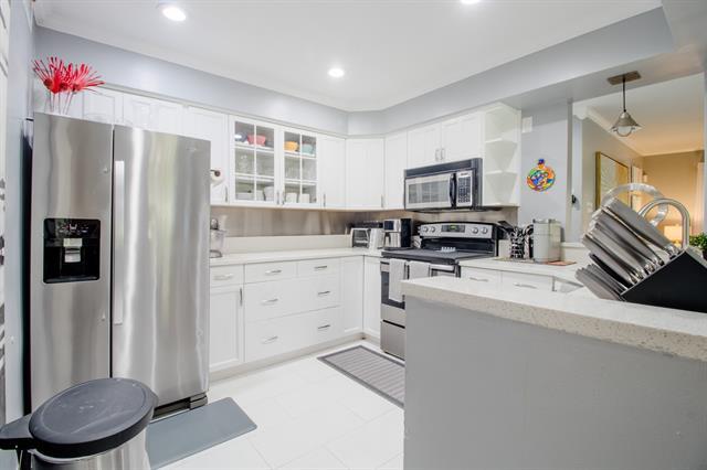 Building Photo - 5200 Martel Ave