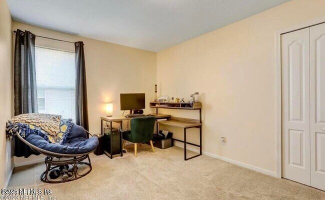 Building Photo - 15702 Chir Pine Dr