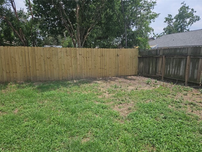 Building Photo - 18539 Lippizaner Dr