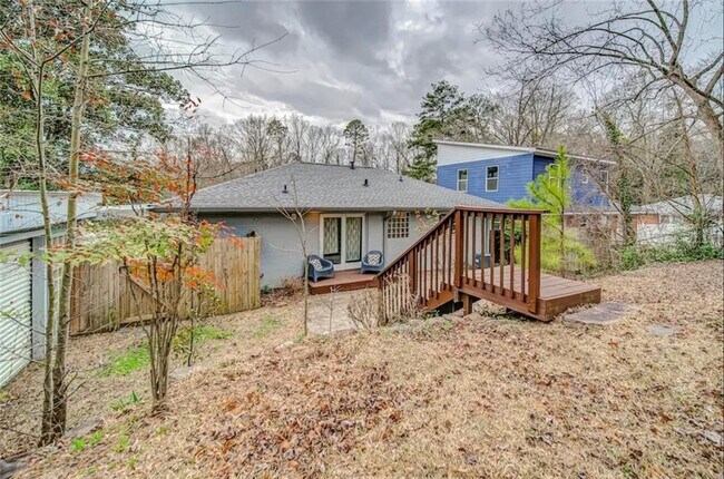 Building Photo - 977 Pegg Rd