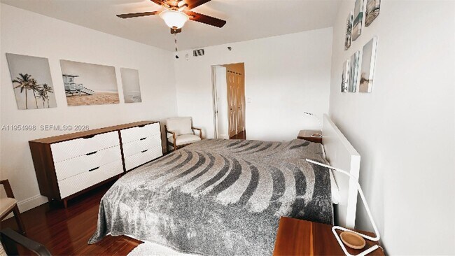 Building Photo - 20355 NE 34th Ct