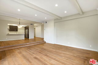 Building Photo - 1260 S Beverly Glen Blvd
